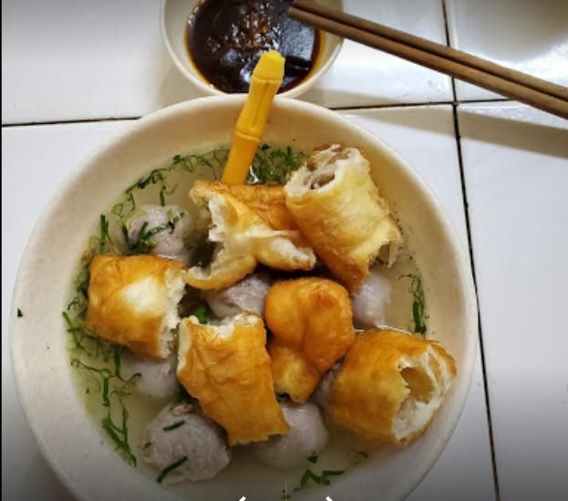 Bánh quẩy và hủ tiếu bò viên sự kết hợp hoàn hảo