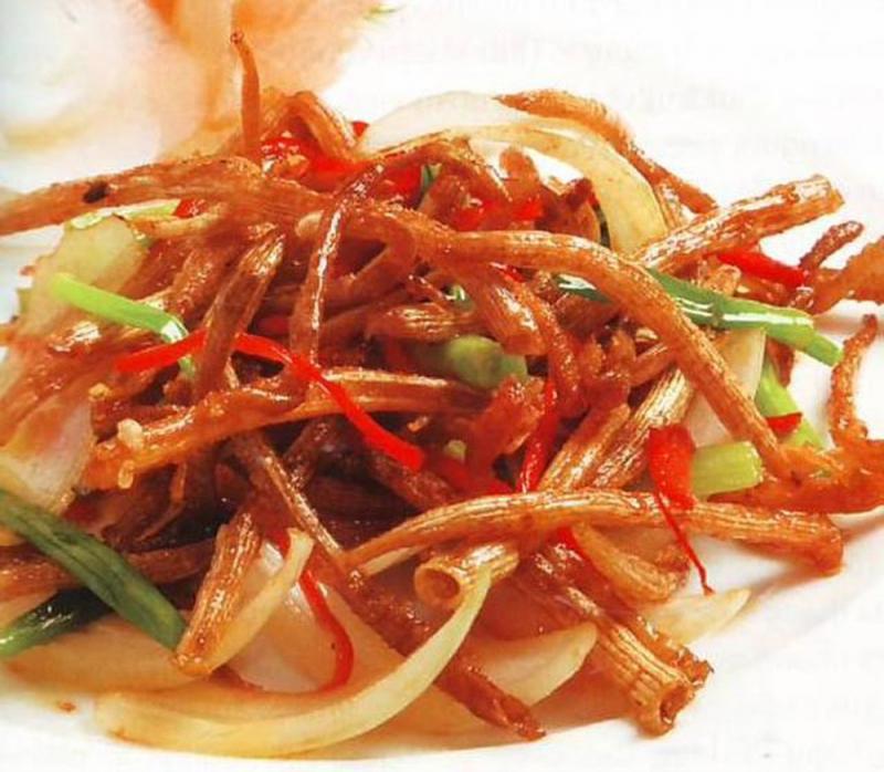 Sá sùng xào cay