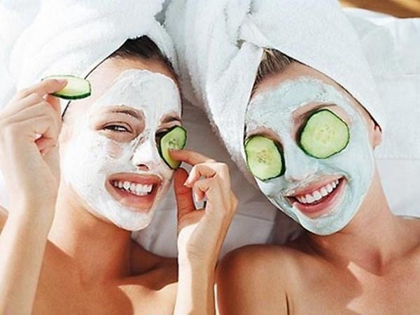 Lạm dụng đắp mặt nạ khiến da bị mất cân bằng ẩm