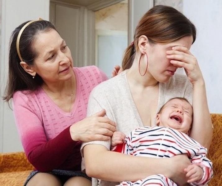 Người thân động viên, chia sẻ là cách vượt qua áp lực tâm lí hiệu quả