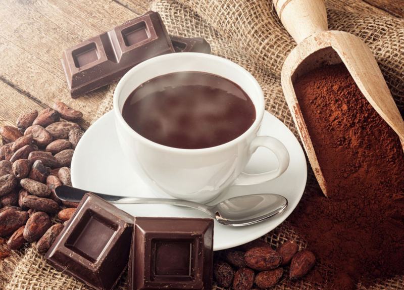 Một tách sô cô la nóng