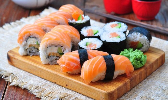Sushi Nhật Bản