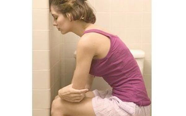 Ung thư buồng trứng có thể gây táo bón kinh niên