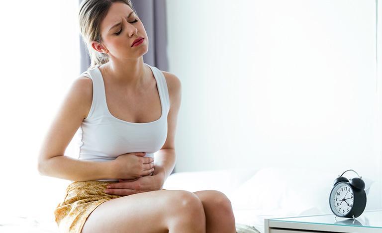 Táo bón triệu chứng của ung thư buồng trứng