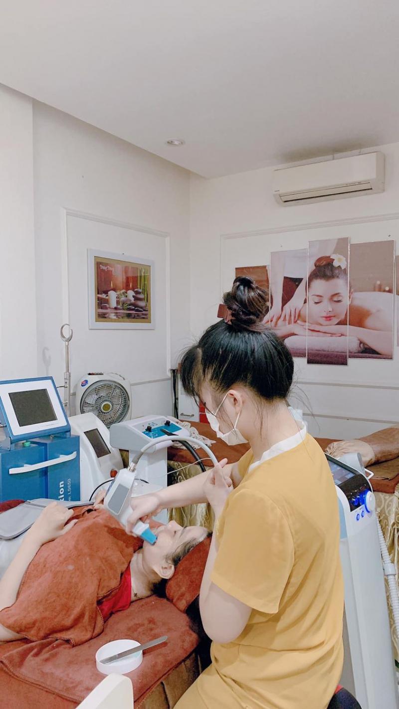 Thẩm mỹ Trang Trang