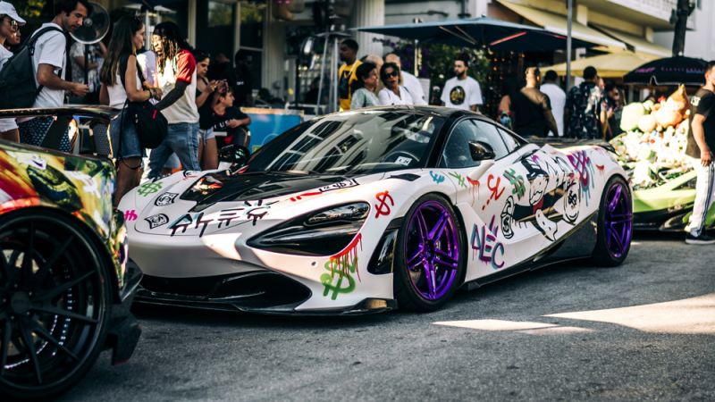 Hội chợ triển lãm Art Basel, tại Bãi biển Miami, Florida, Mỹ