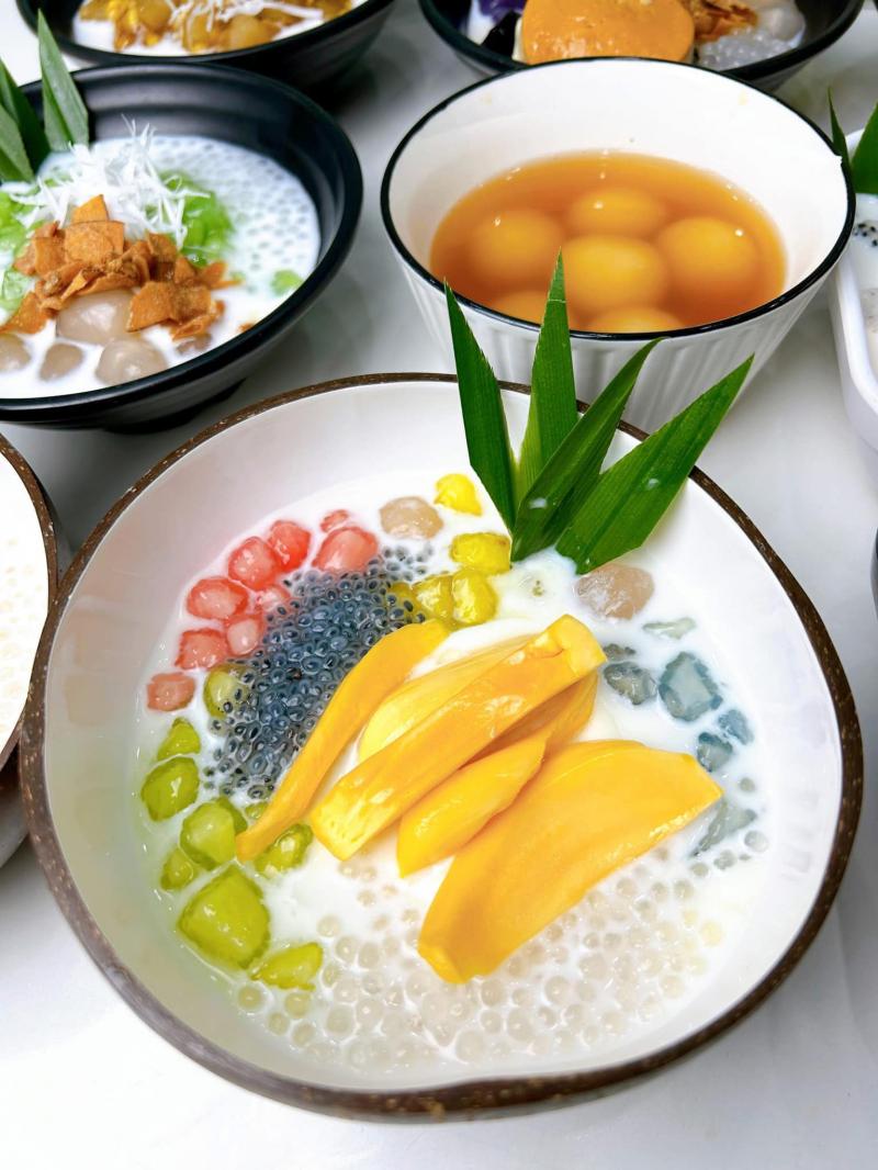 Thế Giới Ăn Vặt Như Ngọc Huế - Cửa Lò