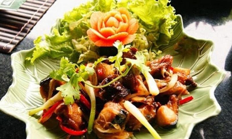 Thịt thỏ xào nấm