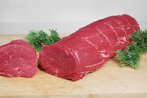 Nguyên liệu chính chuẩn bị cho món Thịt trâu xào lá lốt