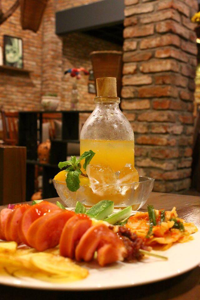 Tuế Mai Viên Cafe